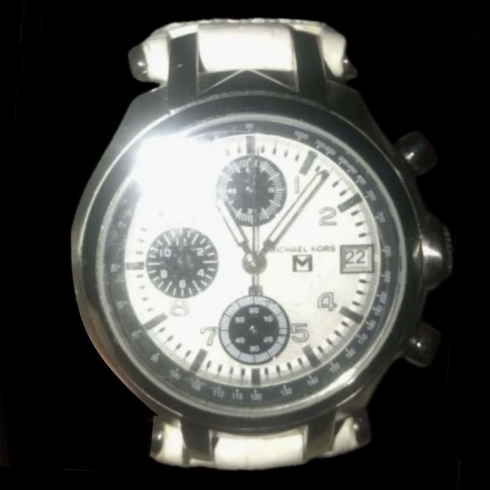 Michael Kors MK5003 Multi-face Unisex Alligator Print Band Silver Analog Watch - Picture 3 of 7